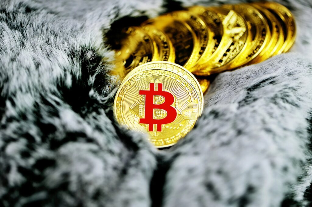 Dormant Bitcoin Giant Stirs, Unloads 12,000 BTC In Surprise Move Dormant Bitcoin Giant Stirs, Unloads 12,000 BTC In Surprise Move