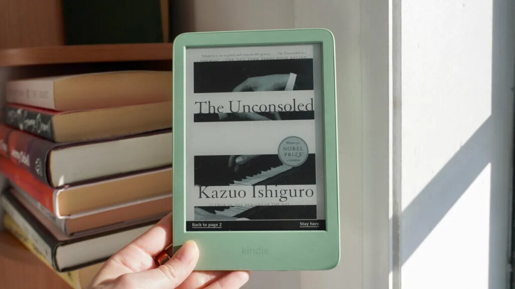 The base model Kindle is the e-reader most people should buy, and it’s only right now The base model Kindle is the e-reader most people should buy, and it’s only right now