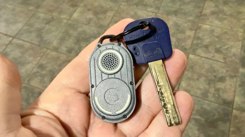 Why I keep this Bluetooth tracker tag on my keychain instead of an AirTag – and don’t regret it Why I keep this Bluetooth tracker tag on my keychain instead of an AirTag – and don’t regret it