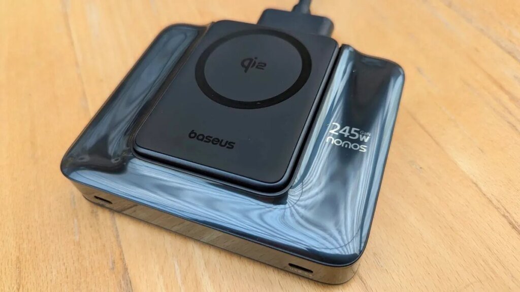 I thought this 245W charging station was excessive, but it’s an office essential for me now I thought this 245W charging station was excessive, but it’s an office essential for me now